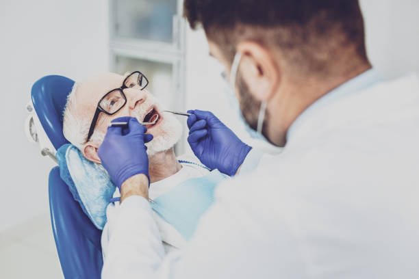 Best Emergency Tooth Extraction  in Saint Johns University, MN